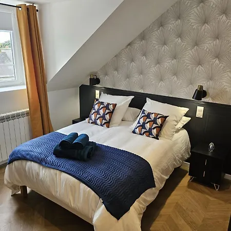 Gite Le Parisien Appartement Prive En Duplex Avec Acces Jacuzzi A 10Min Des Plages Lanhouarneau Exterior photo