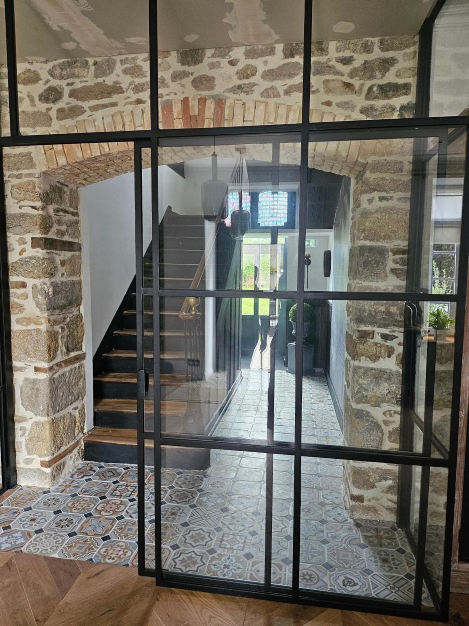 Le Parisien Prive En Duplex Avec Acces Jacuzzi A 10min Des Plages Lanhouarneau